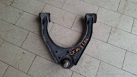 vilica gornji prednji lijeva strana mazda cx-60 kbb6s6204 KBB6S6204