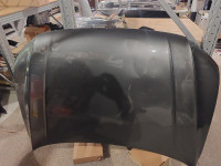 Volkswagen Tiguan 2019g Prednja hauba lagano ostecena