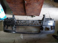 Volkswagen Touran 2003-2009 - prednji branik