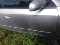 Vrata prednja desna Audi A4 B6 srebrna boja