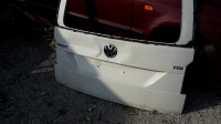 VW cady 2013 zadnja hauba, vrata.