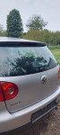 Vw Golf 5 zadnja hauba