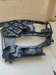 VW Golf VII prednji desni nosač branika pjačanje 5G0807724F