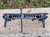 VW Passat 2022 - traverza