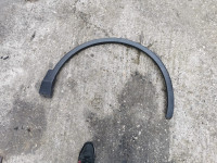 vw tiguan prednji desni rubnjak rub za desni blatobran