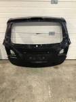 ZADNJA HAUBA OPEL MERIVA 2017