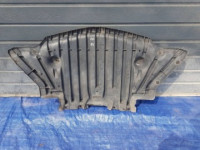 zaštita donja poklopac ispod motor mercedes w251 lift 2515240830 25152
