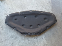 zaštita haube zvučna izolacija Bmw 116 118 120 F20 F21 2011 - 2016g