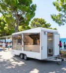 UGOSTITELJSKA PRIKOLICA - KEBAB/GYROS - PIZZA - 5 METRA - FOOD TRUCK
