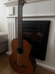 PRILIKA!!! KAO NOVO!!Klasicna gitara jako malo korištena