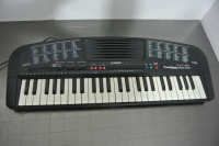 Klavijature Casio MA-120 iz 1990.godine,potpuno ispravno sa adapterom