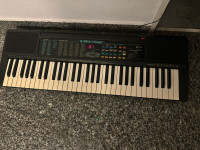 Klavijature Kawai FS650,potpuno ispravne sa adapterom,61 tipka