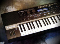 PRODAJEM LEGENDARNI SINTISAJZER HT-6000 (ARANZER+SINT)