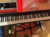 Casio CDP-S110 BK električni klavir + stalak