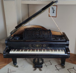 Polukoncertni klavir