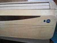 Klima uređaj AUX ispravan