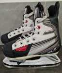 Oxelo klizaljke br.32-35