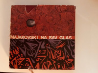 Vladimir Majakovski : Na sav glas