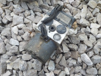 ABS pumpa Clio II 7700 432 639