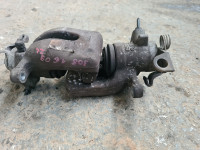 Peugeot 308 1.6 16V HDI 2009 Zadnja kočiona kliješta