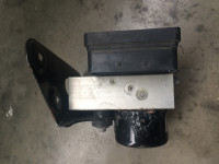 VW T5 2005g 1,9 TDI ABS  ASR modul