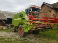 Claas Dominator 85