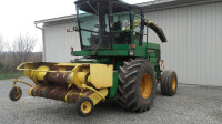 John Deere 5730