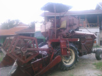 KOMBAJN MASSEY-FERGUSON 685