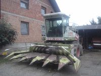 Silokombaj Claas Jaguar 680
