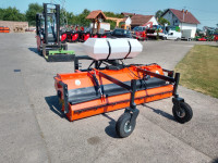 ČETKA ZA MESTI METAL - TECHNIK S SPREMNIKOM ZA VODU