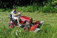 GOLJAT Diskasta kosa 125cm + traktor Panter 5 B&S 15,5 KS kosilica
