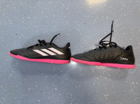 Prodajem Adidas Copa tenisice za nogomet u dvorani