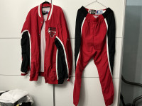 1995-96 Champion Bulls Warm Up Suit Worn By Luk Lonely # 13