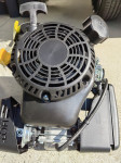 Prodajem novi motor za kosilicu- KOHLER XT 675