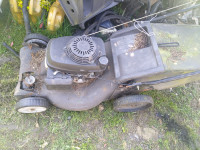 Samohodna kosilica honda