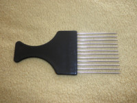 ŠIROKI ŽENSKI ČEŠALJ