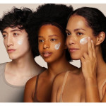 Clinique Moisture Surge SPF 25 Sheertint Hydrator hidratantni makeup