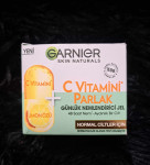 NOVO Garnier krema za lice - Vitamin C Brightening Day Cream