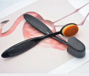 LIKE ARTIS OVALNI KIST ZA ŠMINKU MAKEUP sa kapicom