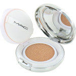 Mac Lightful C Coral Grass Quick Finish Cushion Compact Foundation