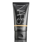 Nars Pure Radiant Tinted Moisturizer SPF 30
