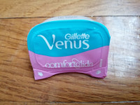 Prodajem Gillette Venus ComfortGlide nastavke