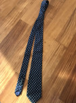 Tamno plava kravata svilena
