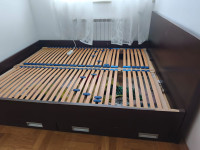 Bračni krevet s podnicama