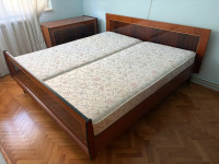 Lakirani bračni krevet - puno drvo