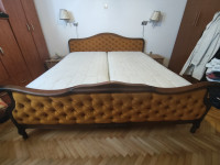 Drveni antikni krevet 190*180+podnice +medical madraci 20 cm