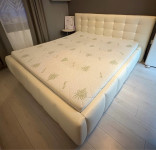 King size tapecirani krevet 200×200 cm s madracem i podnicama
