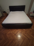 Kožni krevet (bez podnica) i madrac 200x160