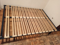 Krevet 140 x 200 cm