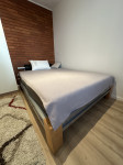 Moderni bračni krevet 140x200 + NOVI MADRAC